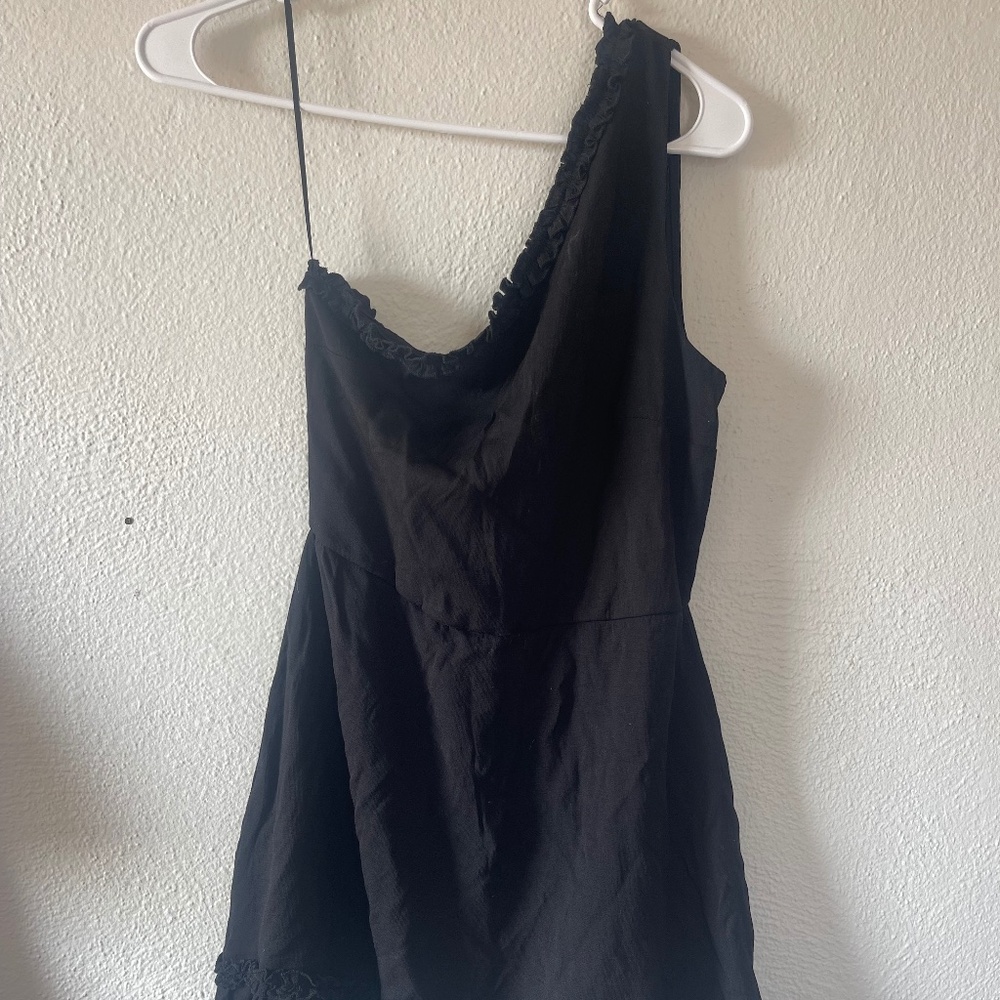 Womens Medium Tight Fitting One Strapped Dress